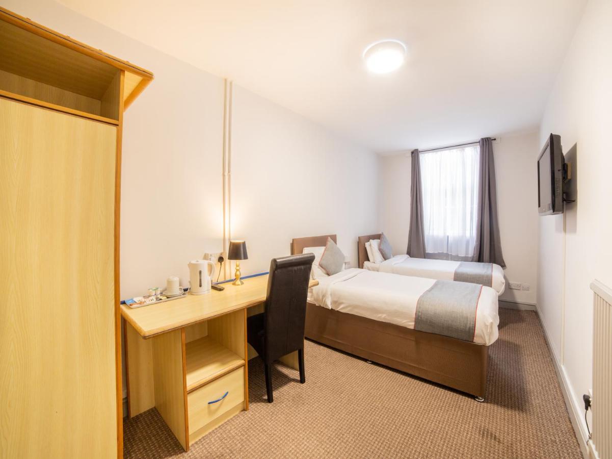 The Royal Hotel Кетеринг Экстерьер фото