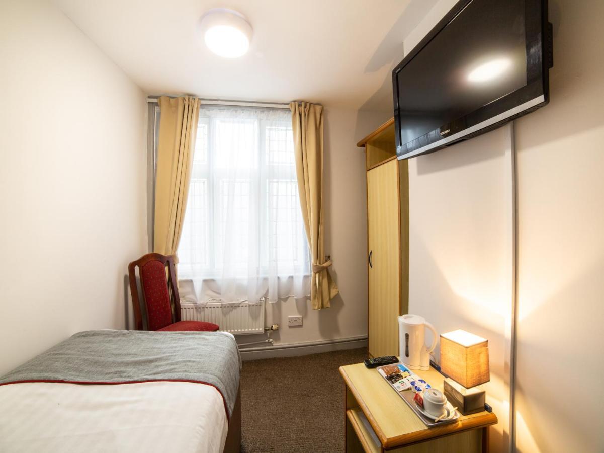 The Royal Hotel Кетеринг Экстерьер фото
