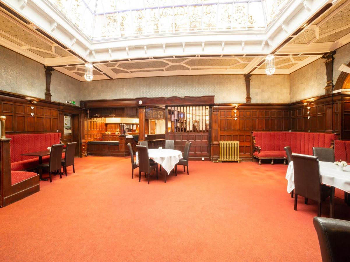 The Royal Hotel Кетеринг Экстерьер фото