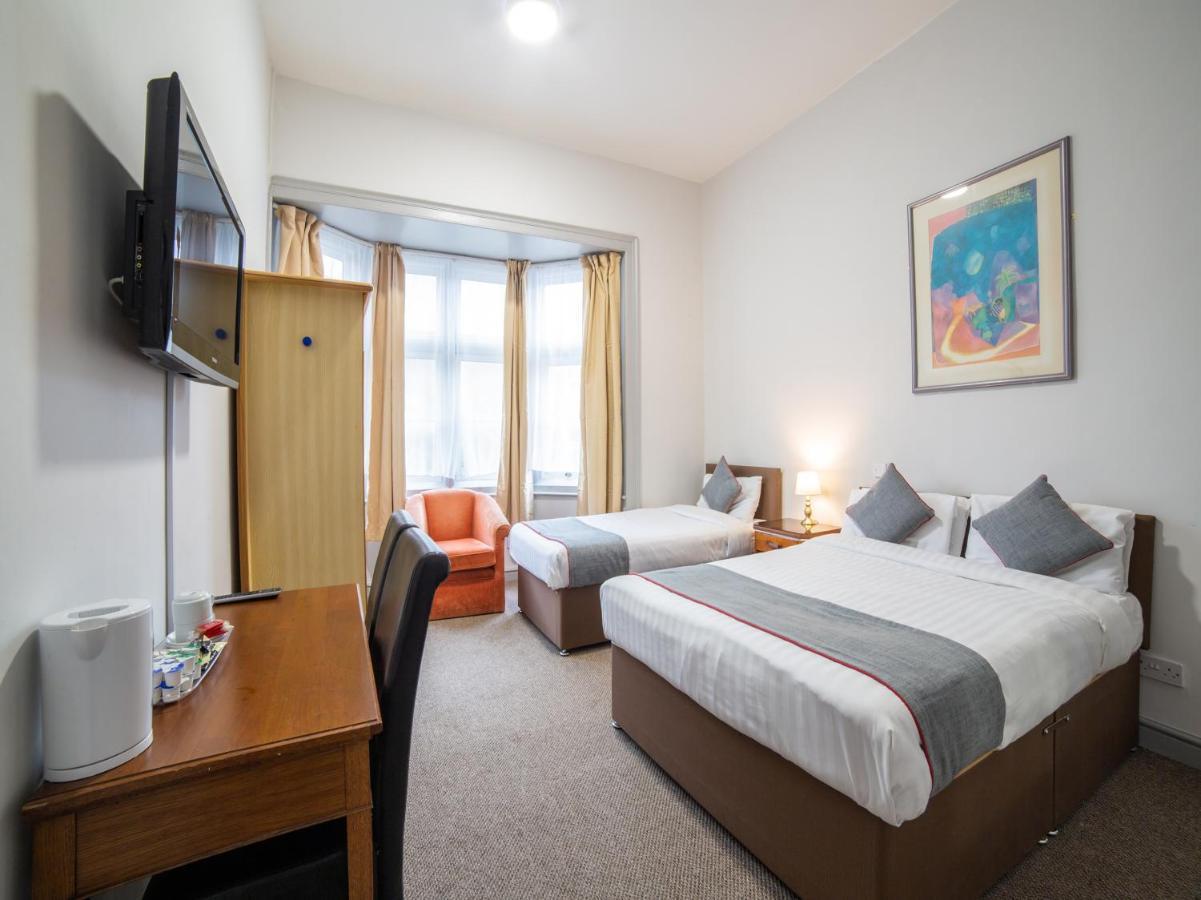 The Royal Hotel Кетеринг Экстерьер фото
