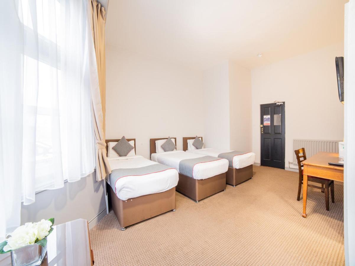 The Royal Hotel Кетеринг Экстерьер фото